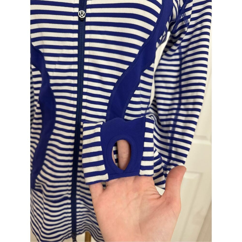 Lululemon In Stride Jacket Pigment Blue White Narrow Bold Stripe 6 - Picture 4 of 6